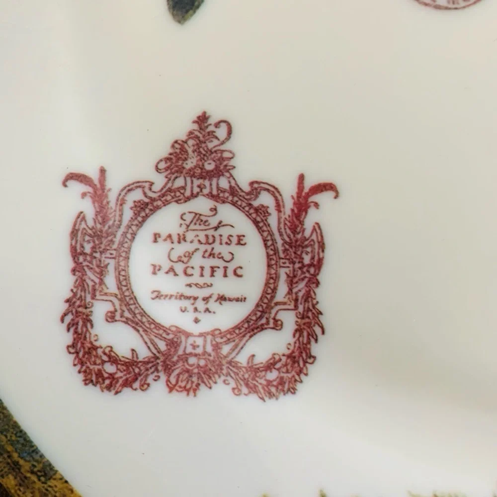 Evergreen melamine plates